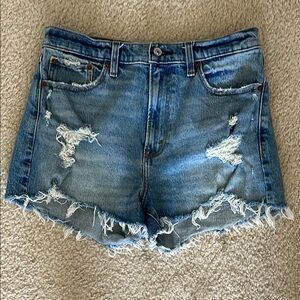 A&F high rise mom short